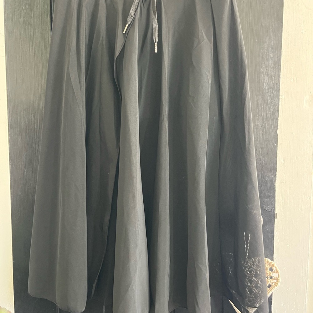 HALARA Black Full A-Line Skirt with Drawstring Waist